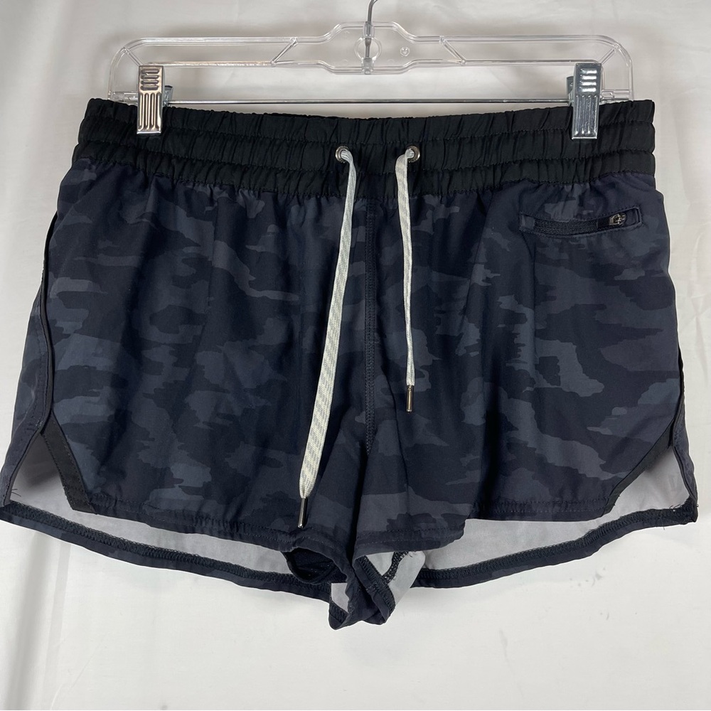 Vuori Clementine  Black Athletic Shorts Lightweight Performance Sz:S - Picture 2 of 9